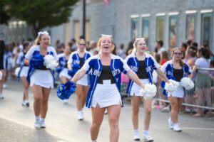 South Williamsport cheerleaders